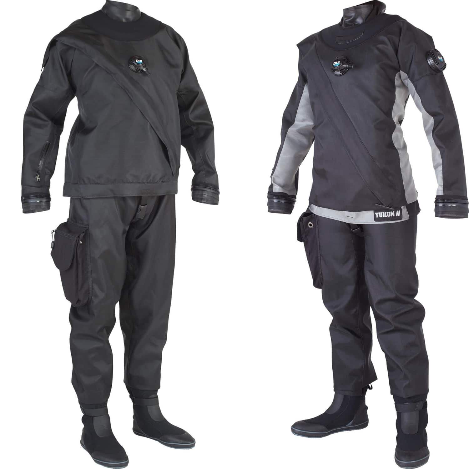 Zwei schwarze TrockentauchanzĂĽge fĂĽr Taucher, mit Taschen und Dichtmanschetten