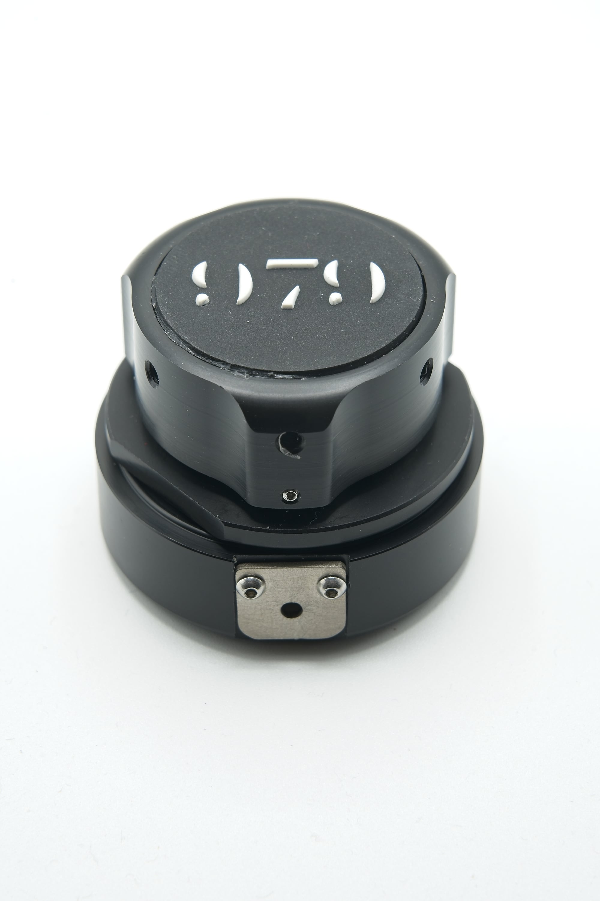 979 pee-valve